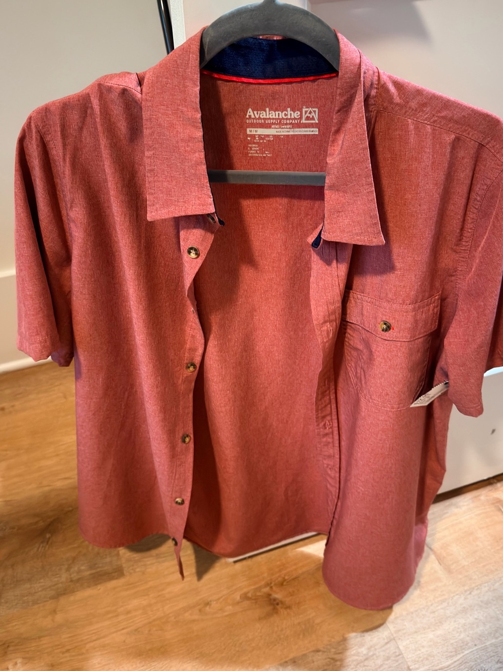 Avalanche Men’s Short Sleeve Button-Up Shirt - Rust Red